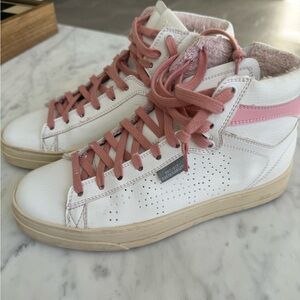Vegan leather P448 sneakers very good condition